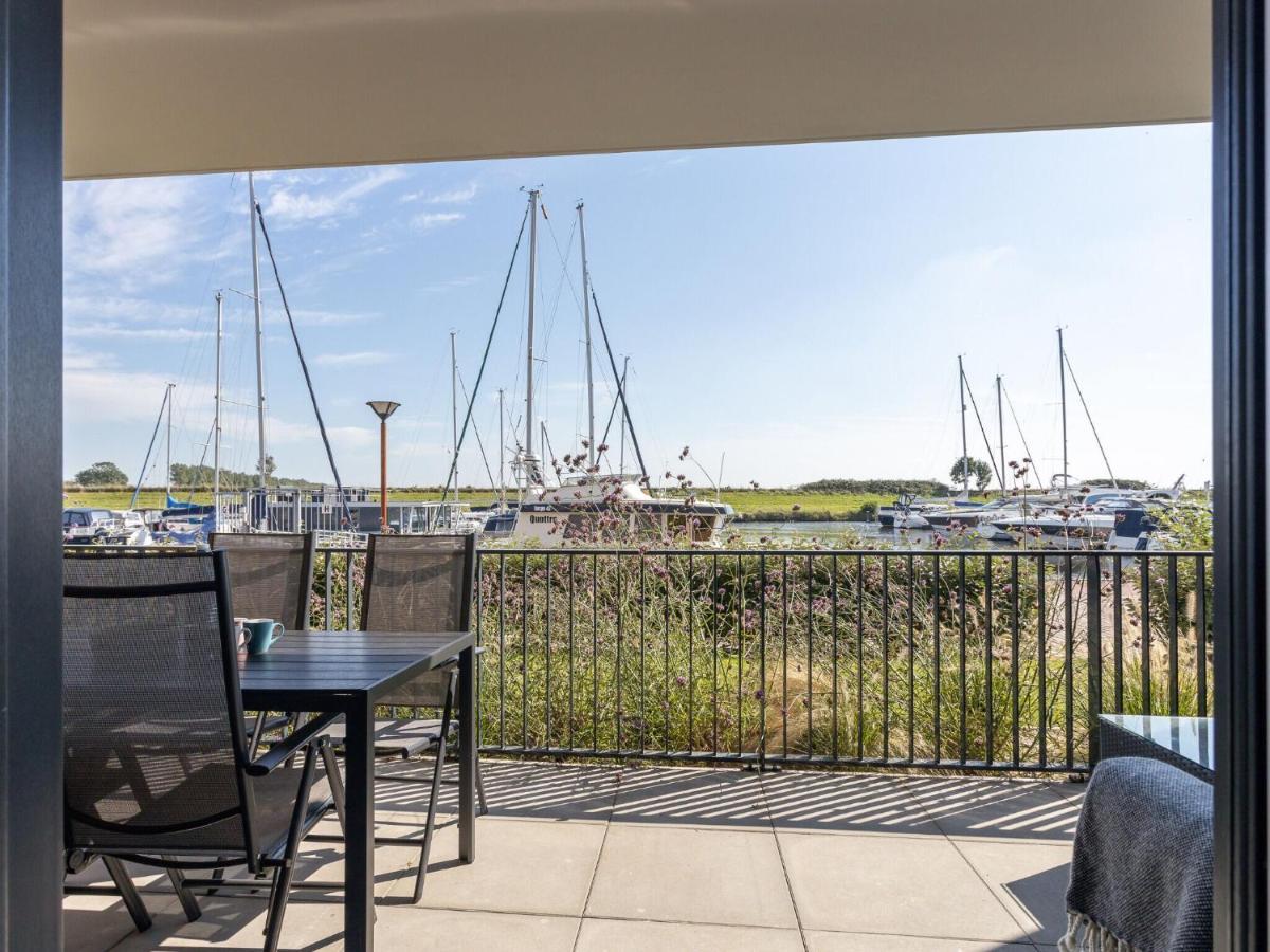 Modern With Harbour View In